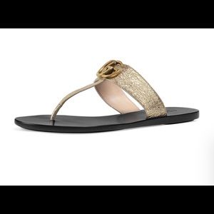 GUCCI Gold GG T-strap Thong Sandals
